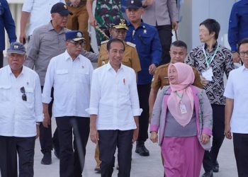 Gubernur-Wali Kota Dampingi Presiden Jokowi Resmikan Gedung AMC RS Anutapura Palu