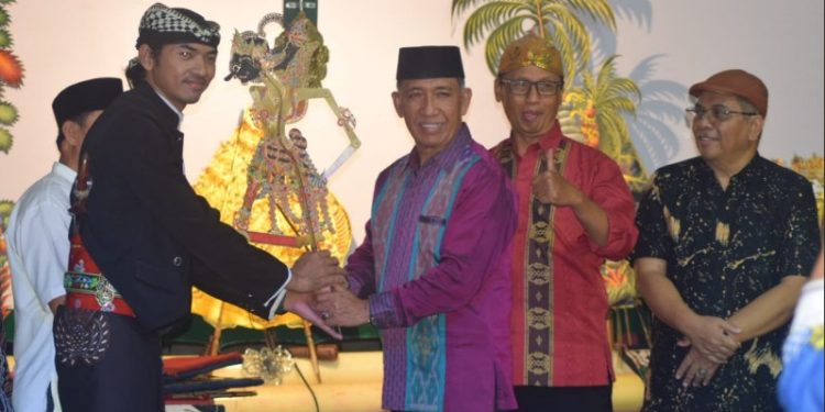 HUT Ke-6 Sanggar Seni Loka Laras, Berikut Harapan Wali Kota Palu
