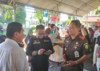 Jaga Stabilitas Harga Bahan Pokok Jelang Hari Raya Idul Fitri 1445 H, Kajari Palu Gelar Pasar Murah