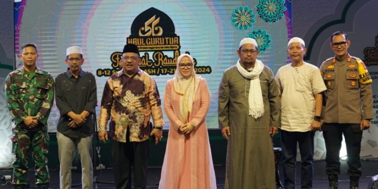Sekkot Palu Irmayanti Pettalolo Resmi Menutup Rangkaian Haul Guru Tua Raodhah Festival 2024