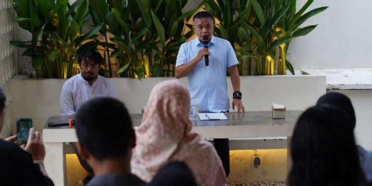 Hadianto Menjadi Narasumber Utama Palu Talk