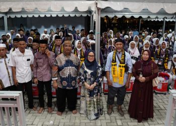 235 Calon Jamaah Haji Kloter 8 Kota Palu Resmi Dilepas Sekkot Irmayanti Pettalolo