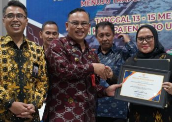 Pemkot Palu Raih Piagam Penghargaan Dari LKPP Dan Gubernur Sulteng