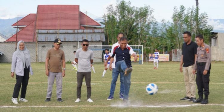 Turnamen Sepak Bola Wali Kota Cup I Resmi Dibuka