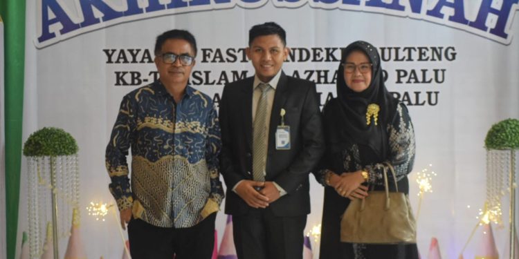 Kadisdikbud Kota Palu Hadiri Acara Hafla Akhirussanah KB-TK Islam dan SD Islam Al-Azhar Palu