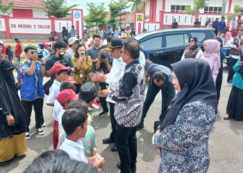 Wakil Wali Kota Palu Dampingin Menko PMK RI Meninjau Sekolah Terdampak Bencana Alam 2018 Silam di SDN Inpres 2 Talise Palu