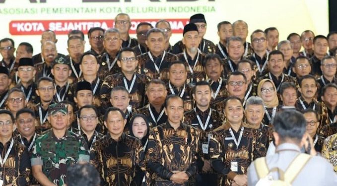 Dibuka Oleh Presiden Jokowi, Wali Kota Hadiri Pembukaan Rakernas Apeksi ke XVII dan HUT Apeksi ke 24