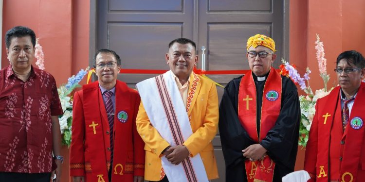 Kasat Pol PP Nathan Pagasongan Hadiri Penahbisan Gedung Gereja Toraja Mamasa Jemaat Filadelfia Palu