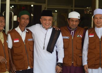 Hadianto Menjadi Khatib Salat Jumat di Mesjid At-Taqwa Kelurahan Ujuna