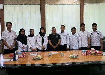 Wali Kota Palu Melepas 8 ASN Ikuti Magang Nasional