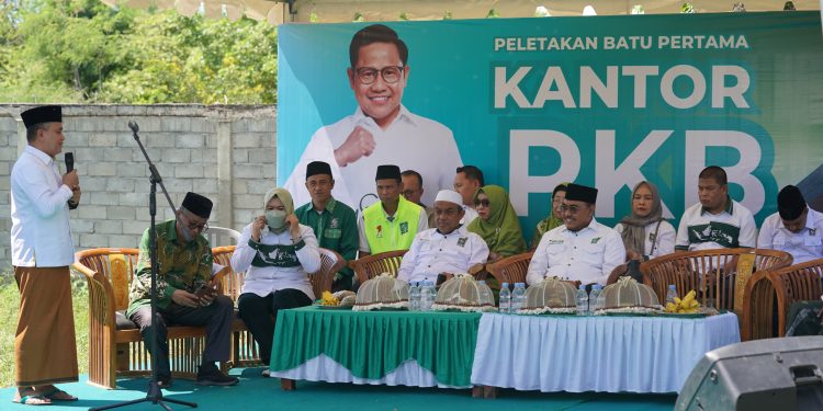 Pembangunan Kantor DPC PKB Kota Palu, Hadianto : Lihat Baju PKB Bergambar Lebah Saya Semakin Jatuh Cinta