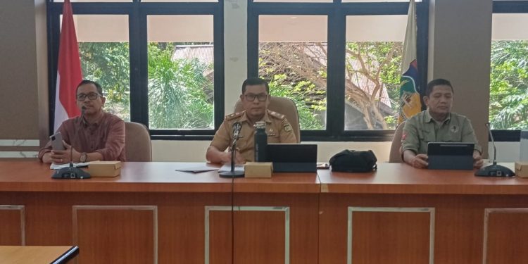 Kapala DLH Kota Palu Secara Resmi Membuka Seminar Akhir Penyusunan DIKPLHD Tahun 2023