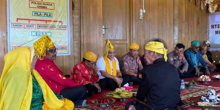 Resmikan Rumah Adat, Wali Kota Palu : Dewan Adat Punya Peran Penting