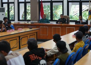 Wali Kota Palu Gelar Pertemuan Bersama Para Supir Armada Sampah