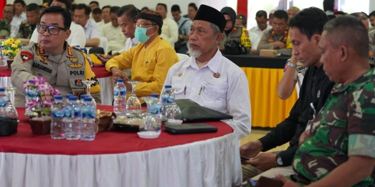 Asisten I Setda Kota Palu Hadiri Rakor Lintas Sektoral Pengamanan Pilkada Kota Palu Tahun 2024