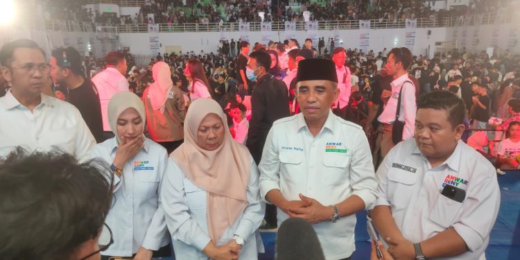 Deklarasi dan Temu Masyarakat di Hadiri Ribuan Pendukung, Anwar – Reni Paparkan 9 Program Unggulan BERANI