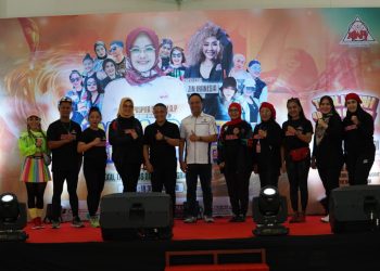 Wali Kota Palu Secara Resmi Membuka Acara Aerobik Competition dan Zumba Party Tahun 2024