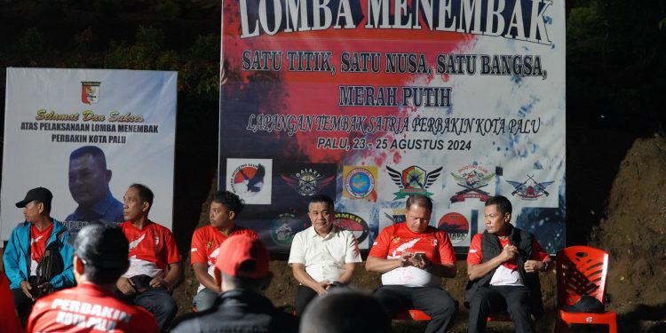 Wali Kota Secara Resmi Membuka Lomba Menembak Perbakin Kota Palu