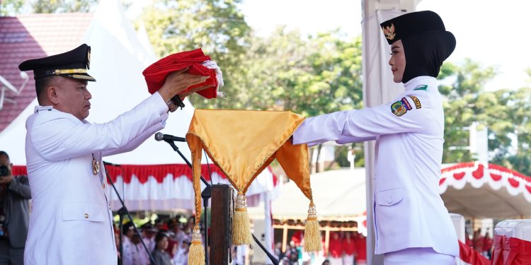 Foto : Pemkot Palu Gelar Upacara Peringatan HUT Kemerdekaan RI ke-78 dan Upacara Penurunan Bendera Sang Merah Putih