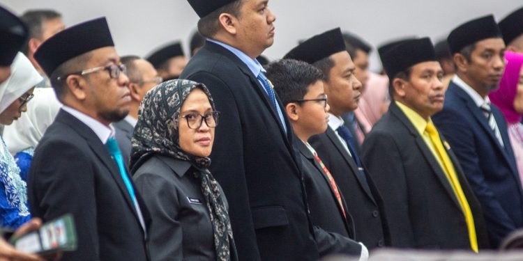 Plh Wali Kota Palu Hadiri Pelantikan 55 Anggota DPRD Sulteng Periode 2024-2029