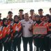 Raih Juara Umum POPDA Tingkat Provinsi Sulteng, Wali Kota Serahkan Bonus Untuk Kontingen Kota Palu
