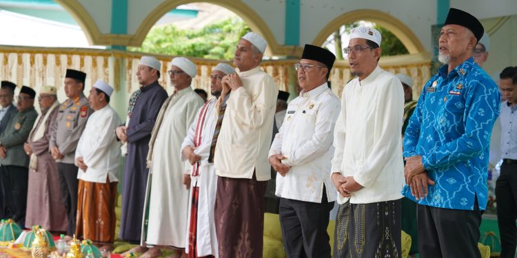 Asisten Pemerintahan dan Kesra Setda Kota Palu Hadiri Peringatan Maulid Nabi Muhammad SAW 1446 H di Kompleks Alkhairaat Palu