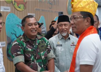 Asisten Pemerintahan dan Kesra Setda Kota Palu Turut Hadir Menyambut Kedatangan Menkumham RI Supratman Andi Agtas