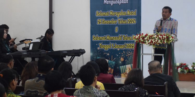 Wakili Wali Palu Kasat Pol PP Kota Palu Hadiri Perayaan Natal Jemaat Gereja Kristen Indonesia (GKI) LIK Roviga