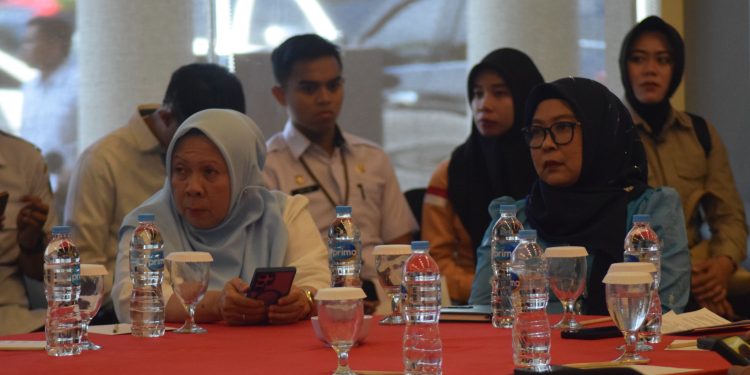 Reny A. Lamadjido Hadiri Rakor Kepala Daerah Se-Sulawesi Tengah