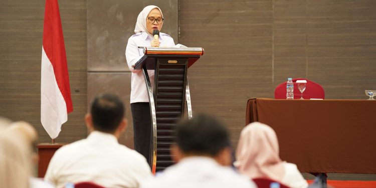 Sekkot Palu Secara Resmi Membuka Bimtek DP3A Kota Palu