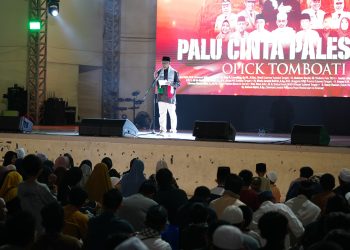 Asisten Pemerintahan dan Kesra Setda Kota Palu Hadiri Koser Kemanusiaan Palu Cinta Palestina Bersama Opick Tombo Ati