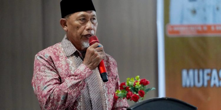 Asisten Pemerintahan dan Kesra Setda Kota Palu Secara Resmi Membuka Pelatihan dan Pembinaan Qori-Qoriah Kota Palu Tahun 2025