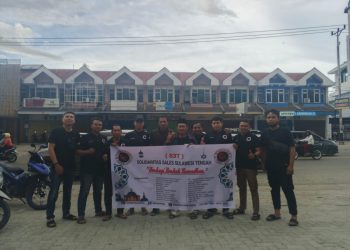 Solidaritas Sales Sulawesi Tengah Bagikan 200 Porsi Takjil Buka Puasa