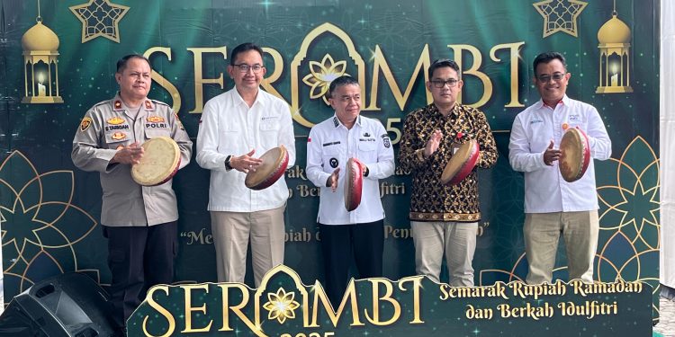 Wali Kota Palu Secara Resmi Membuka Layanan Penukuran Uang Jelang Hari Raya Idul Fitri 1446 H