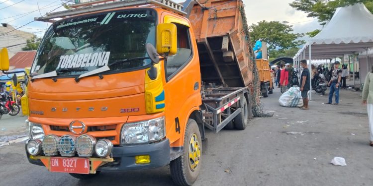 Pemkot Palu Turunkan 22 Unit Armada Sampah Sterilkan Area Haul Guru Tua