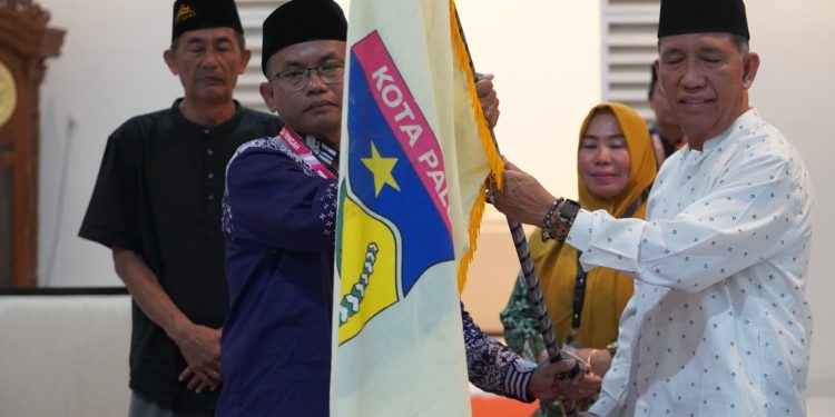 97 CJH Kloter 9 Tahun 2025 Secara Resmi Dilepas Asisten Administarsi Umum Setda Kota Palu