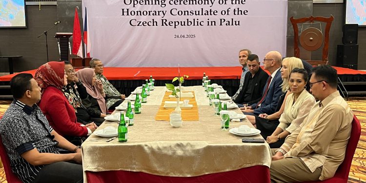 Ketua TP- PKK Kota Palu Hadir Gala Dinner Bersama Dubes Republik Ceko