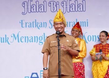 Plt Asisten Administasi Perekonomian Hadiri Halal Bihalal Keluarga Besar Alfamidi Branch Palu