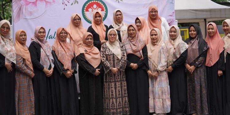 Sekda Irmayanti Hadiri Halal Bihalal Keluarga Besar DWP Kota Palu