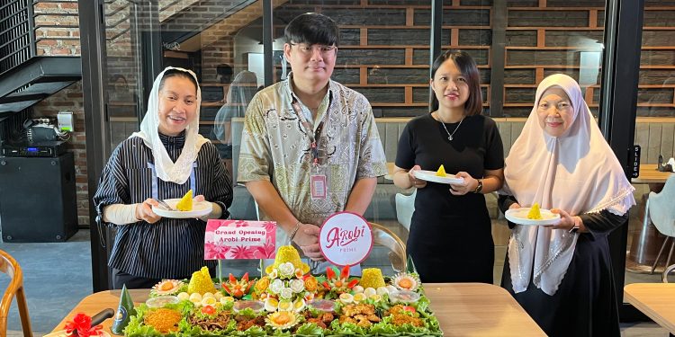 Wawali Imelda Resmikan Pembukaan Restoran A’Roby Prime