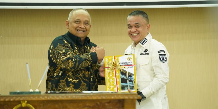 Penyerahan LKPD Tahun Anggaran 2024, Pemkot Palu Peroleh Predikat Opini WTP