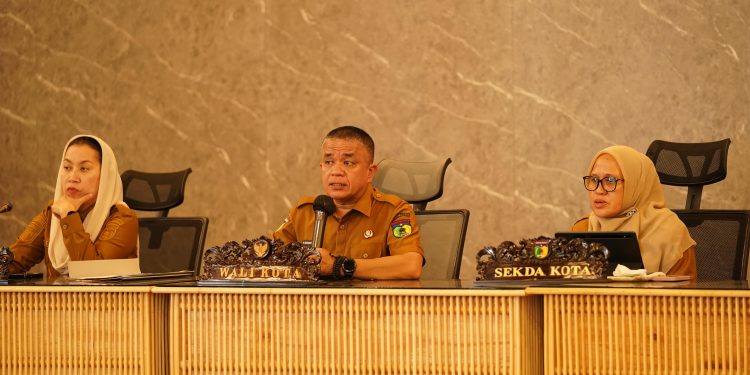 Bahas Pemasalahan Keamanan, Wali Kota Palu Pimpin Pertemuan Bersama Lurah dan Camat