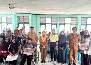 Wawali Imelda Serahkan Bantuan Usaha dan Alat Bantu Penyandang Disabilitas
