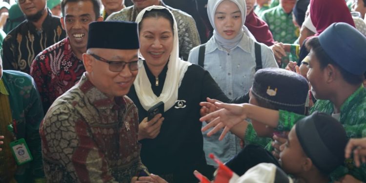 Hadiri Dialog Pendidikan Bersama Wamen Atip Latipulhayat, Ini Harapan Wawali Imelda