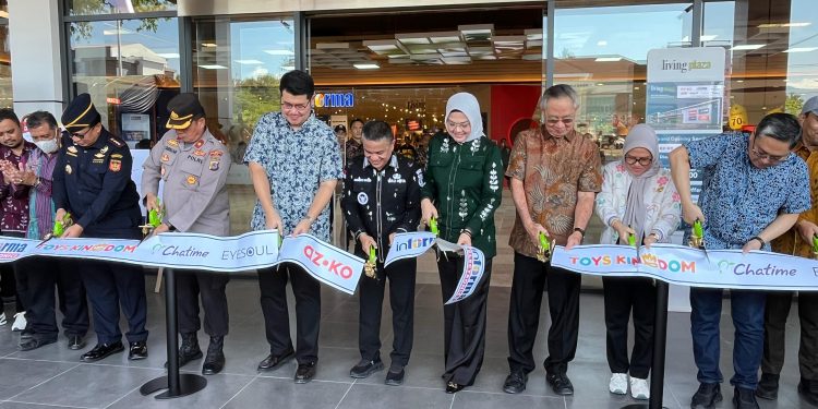 Wali Kota Resmikan Pusat Perbelanjaan Modern Living Plaza Palu