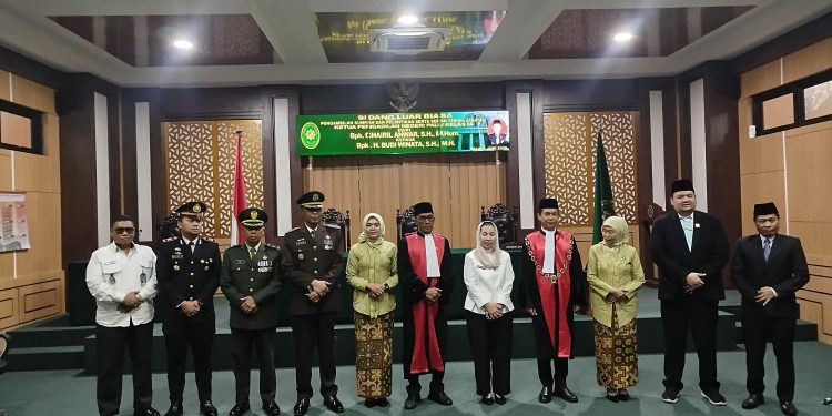 Wawali Imelda Hadiri Sertijab Ketua PN Palu, Chairil Anwar Diganti Budi Winata