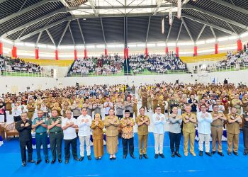 Sekda Kota Palu Hadiri Sosialisasi Peluang Kerja LN BersamaMenteri P2MI Abdul Kadir Karding