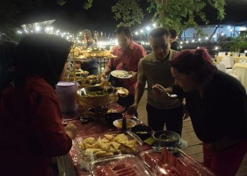 Wali Kota Palu Gelar Jamuan Makan Malam Bersama Maria Gonzales, Perkenalkan Menu Makanan Khas Masyarakat Kaili