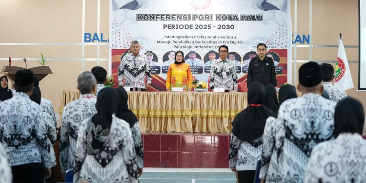 Sekda Irmayanti Buka Konferensi PGRI Kota Palu Tahun 2025, Minta Perjuangkan Kesejahteraan Guru