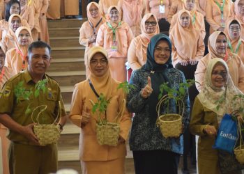 Asisten Administrasi dan Umum Secara Resmi Membuka Musda V DWP Kota Palu